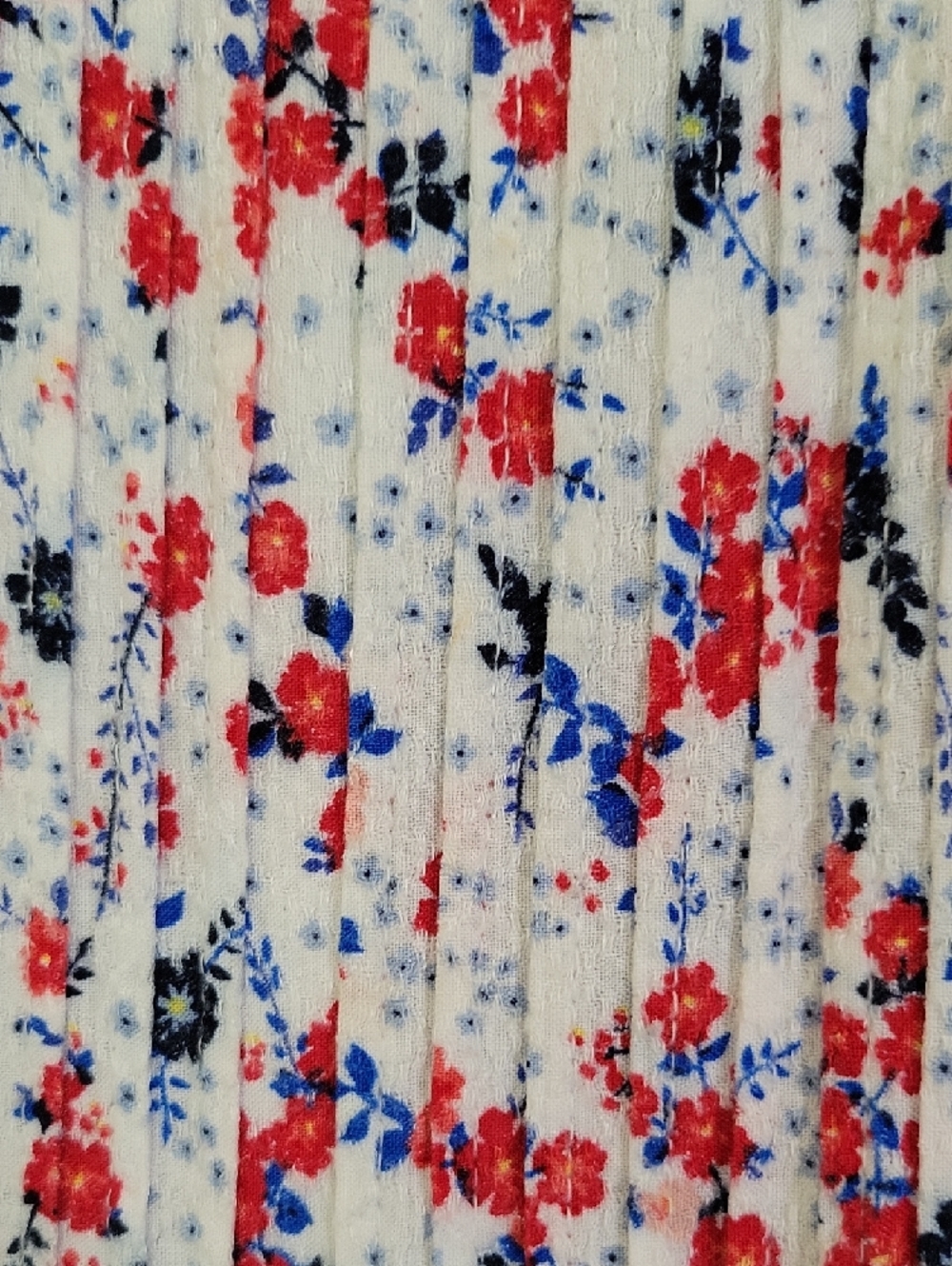 Time and Tru White Midi Dress with Red Floral Print Size 2X - Picture 4 of 7